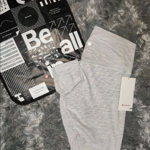 Lululemon Align HR 25” NWT.